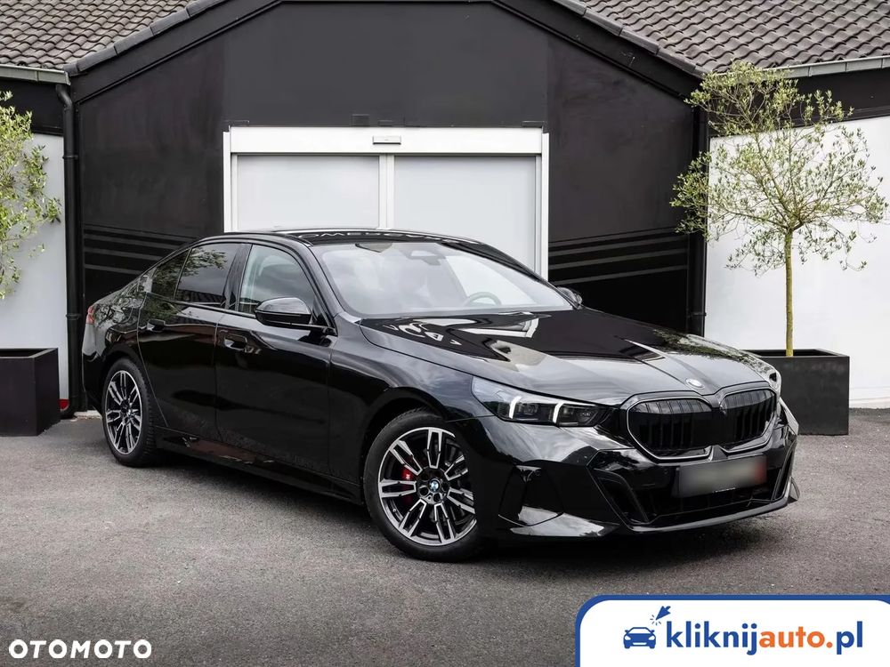 BMW Seria 5 520i mHEV M Sport - 3