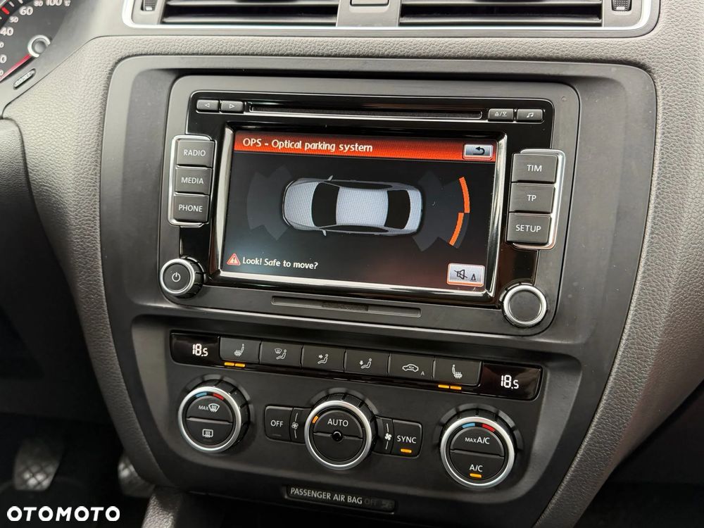 Volkswagen Jetta 1.4 TSI Highline Optimum - 26