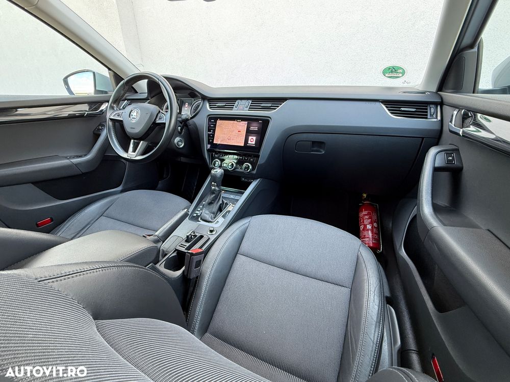 Skoda Octavia 1.6 TDI DSG Style - 7