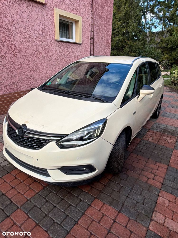 Opel Zafira 2.0 CDTI Enjoy EU6 - 1