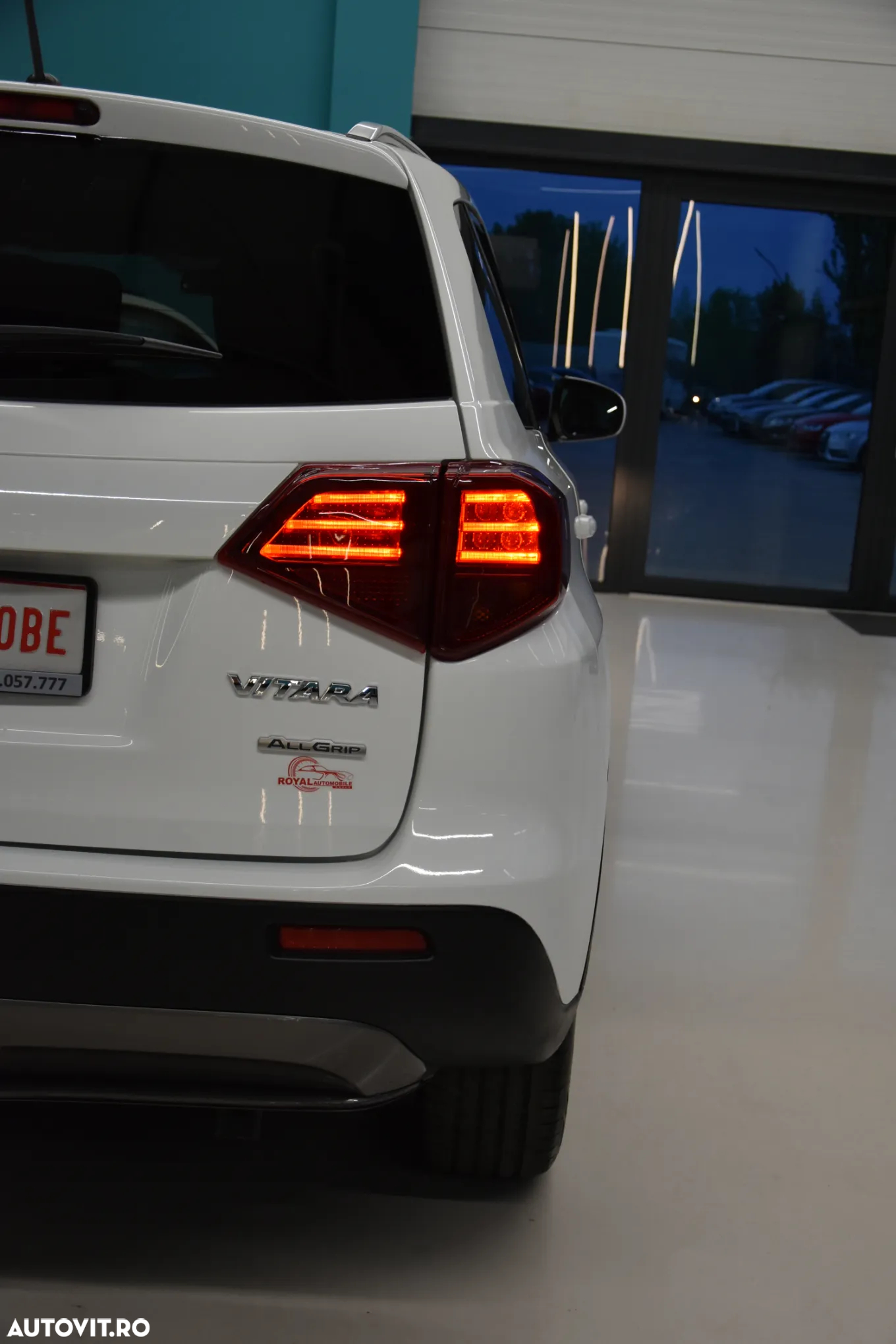 Suzuki Vitara 1.0 Boosterjet Allgrip Comfort - 21