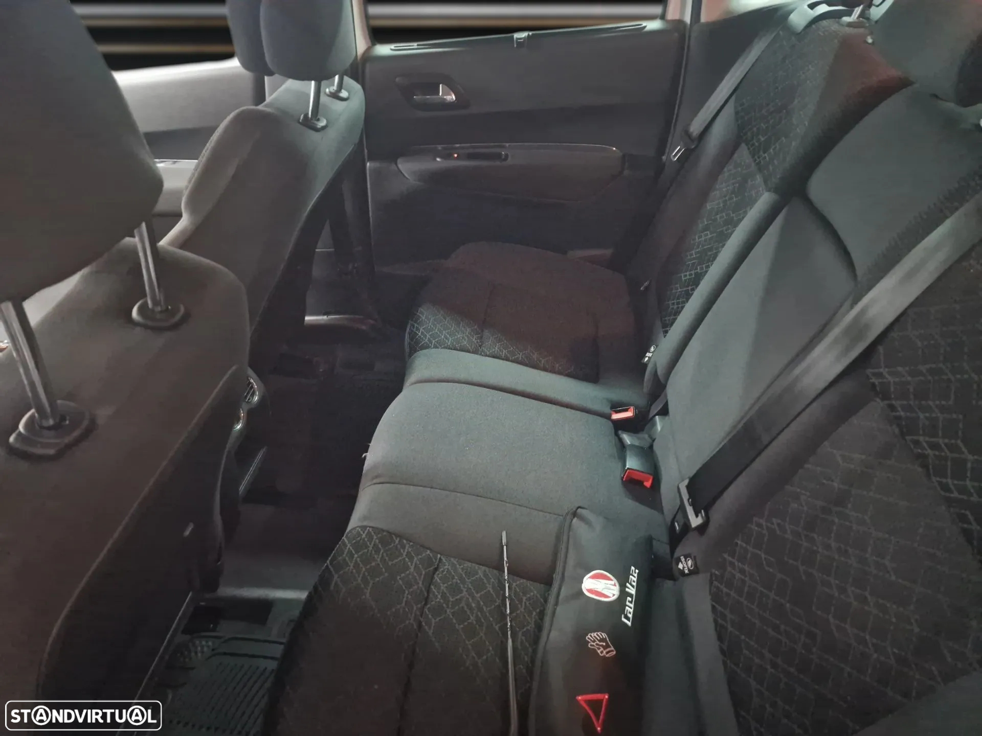 Peugeot 3008 BlueHDi 120 EAT6 Stop & Start Active - 8