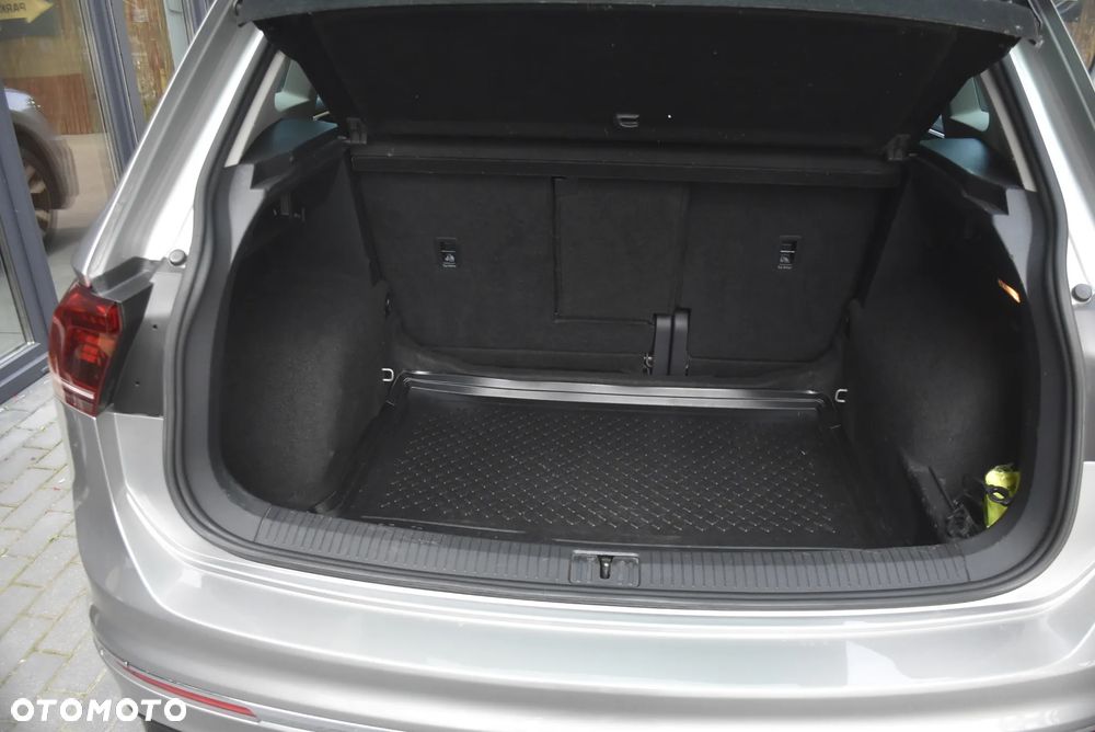 Volkswagen Tiguan 2.0 TDI SCR DSG R-Line - 23