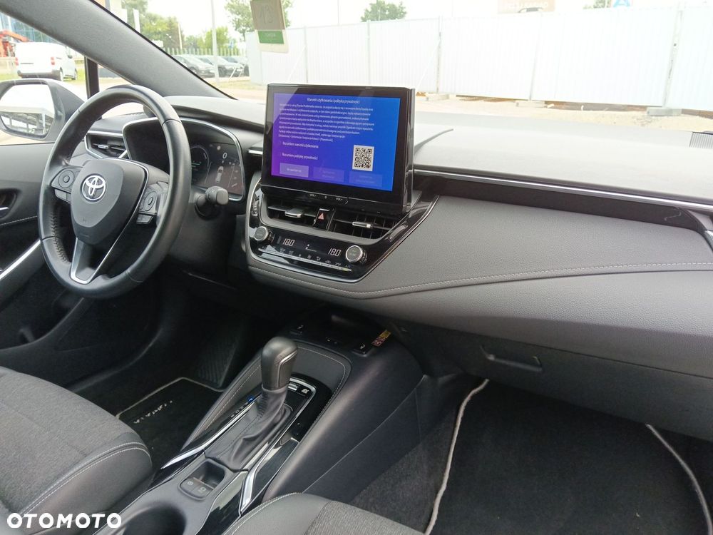 Toyota Corolla 1.8 Hybrid Style - 11