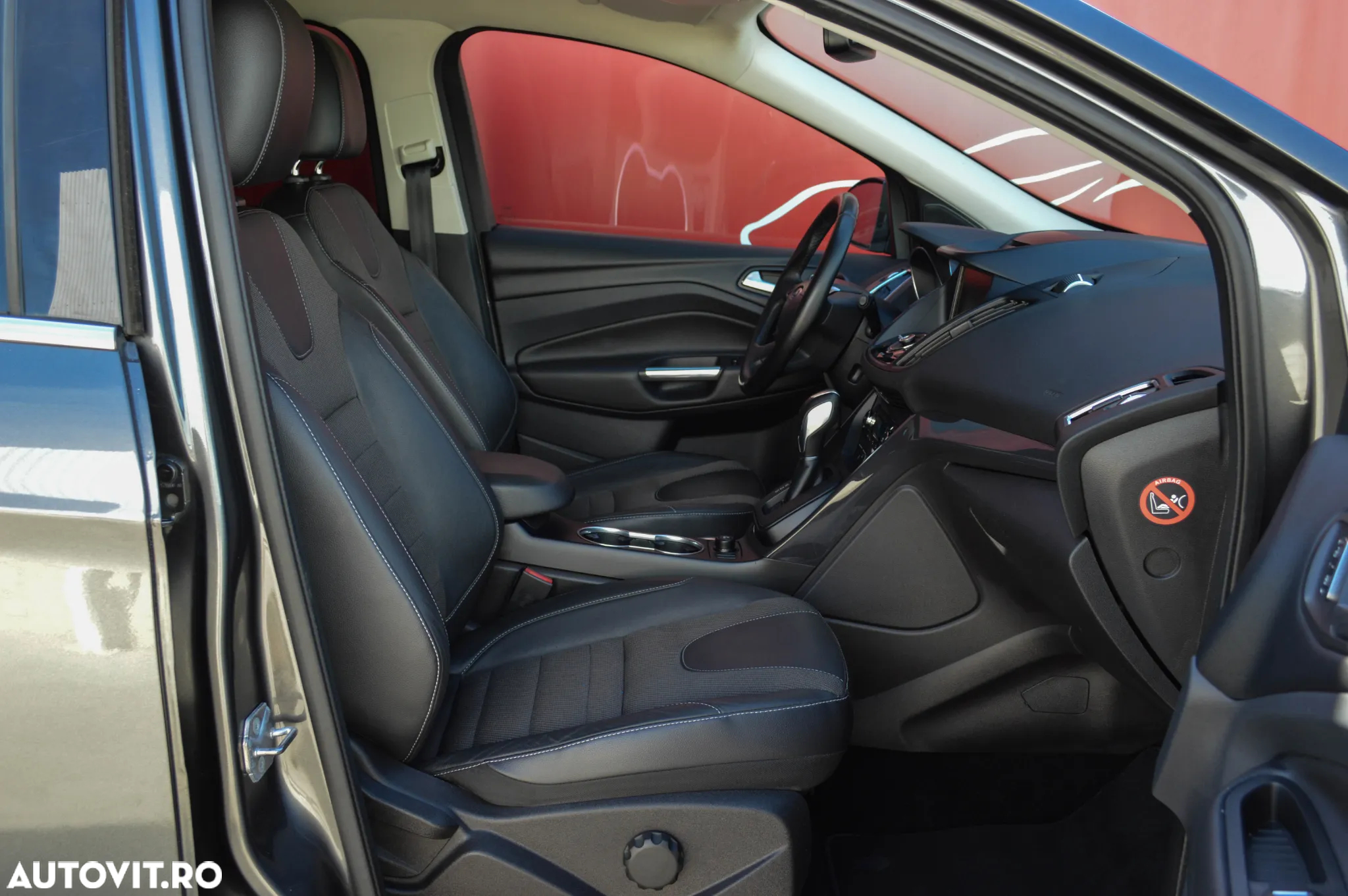 Ford Kuga 2.0 TDCi 4x4 Aut. Titanium - 30