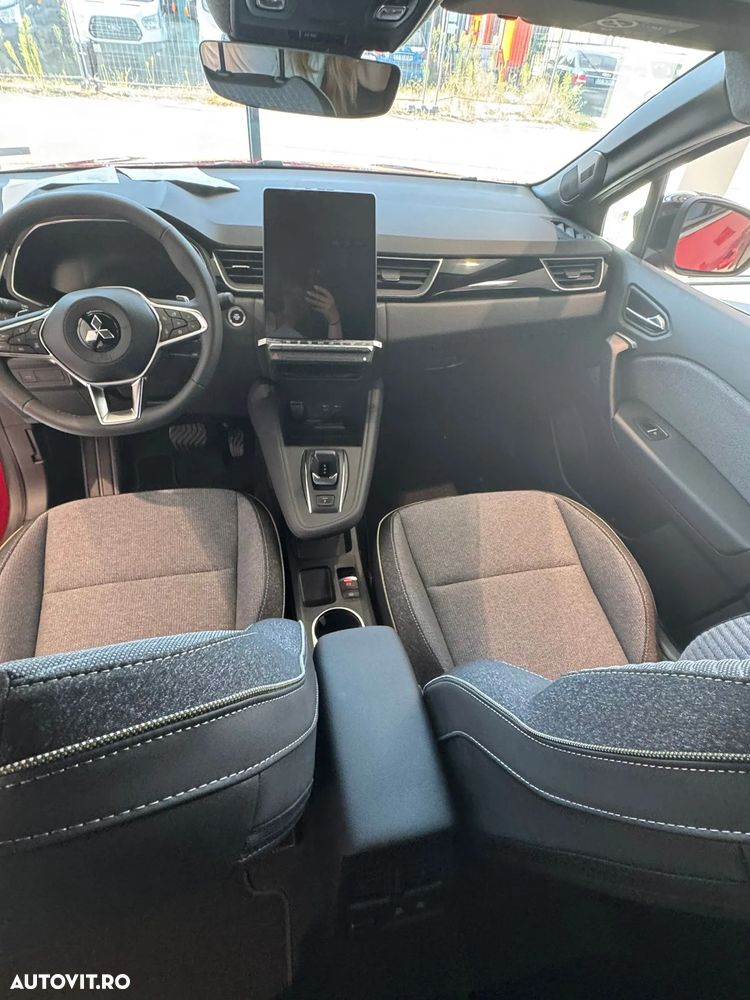 Mitsubishi Grandis - 14
