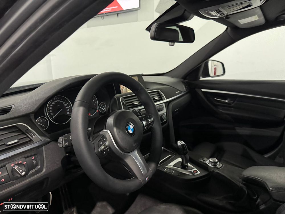 BMW 330 e iPerformance Pack M - 9