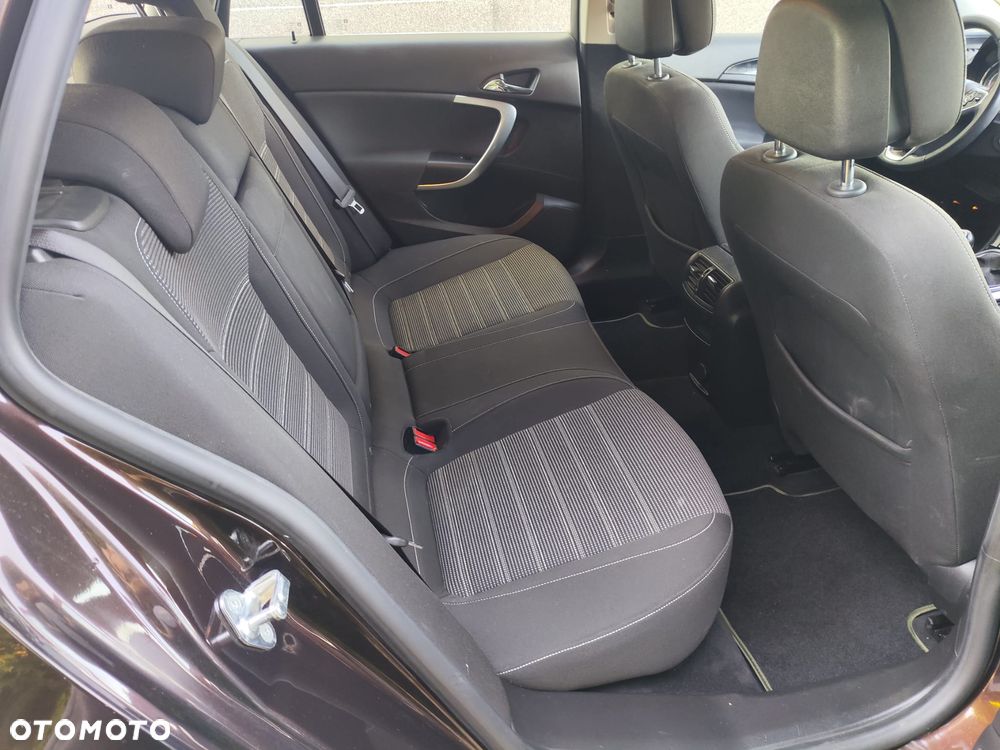 Opel Insignia - 16