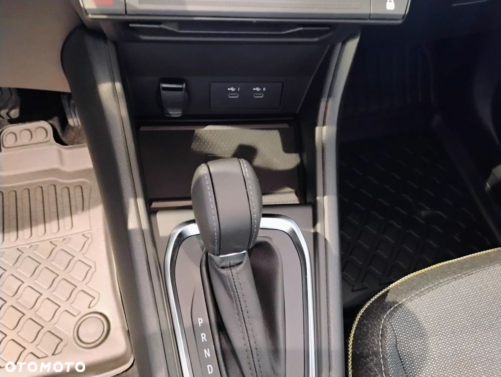 Renault Captur 1.8 E-TECH Full Hybrid 160 Techno - 15