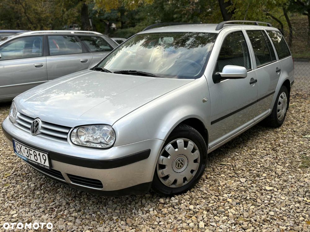Volkswagen Golf - 2