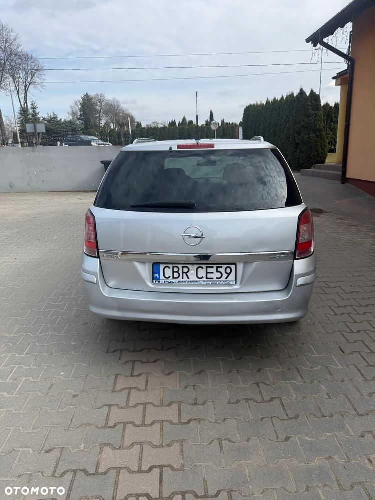 Opel Astra 1.7 CDTI - 11