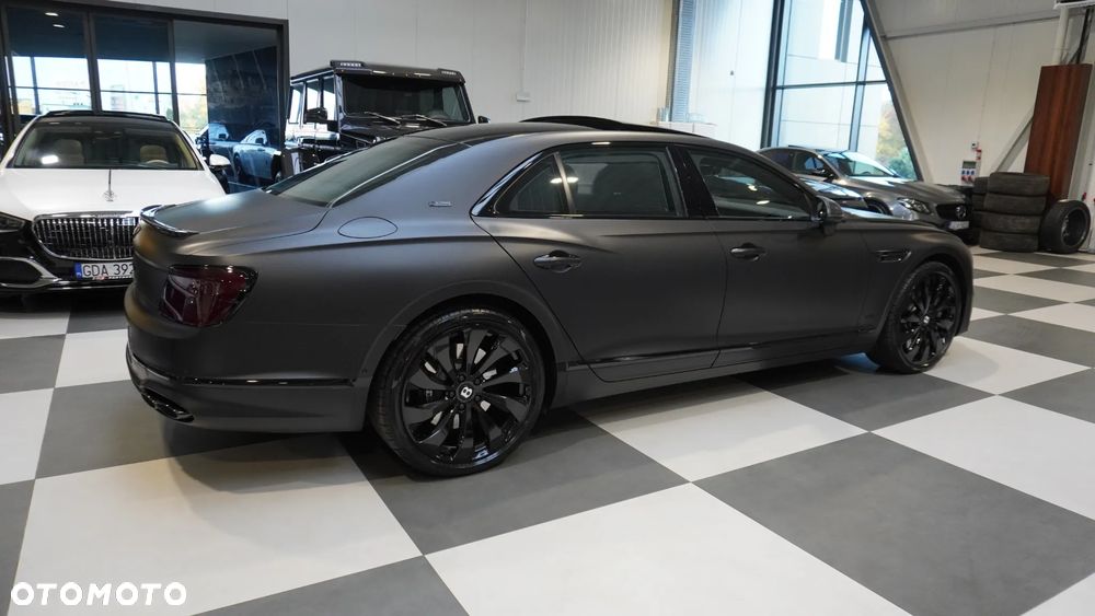 Bentley Flying Spur V8 S - 4