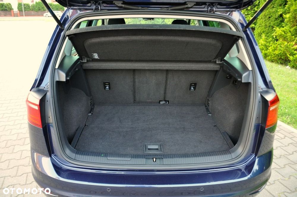 Volkswagen Golf Sportsvan - 38