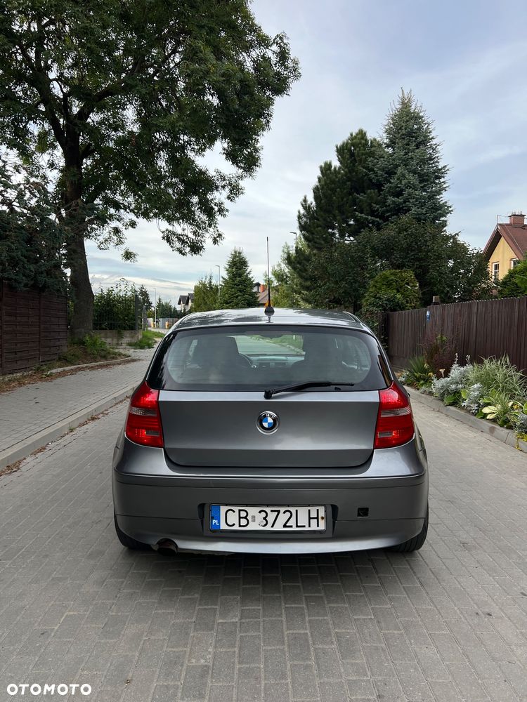 BMW Seria 1 116i - 10