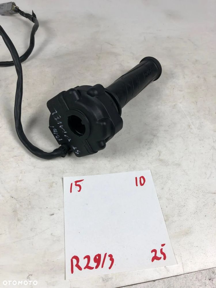 Ducati Panigale StreetFighter X-Diavel Prawa Manetka Rolgaz - 1