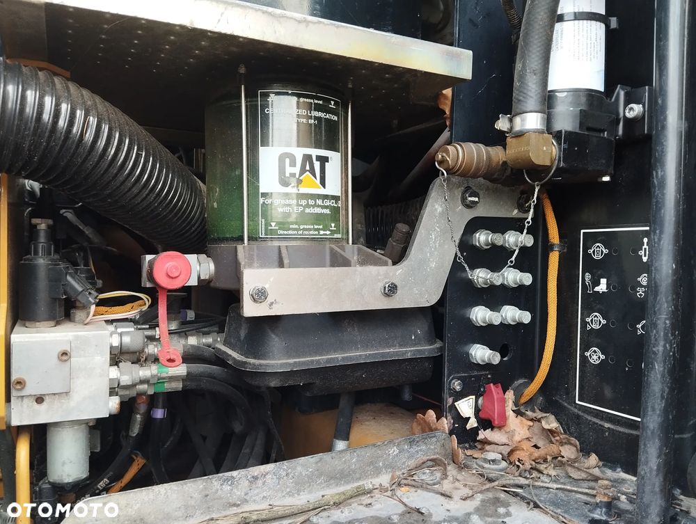 Caterpillar M313D - 14