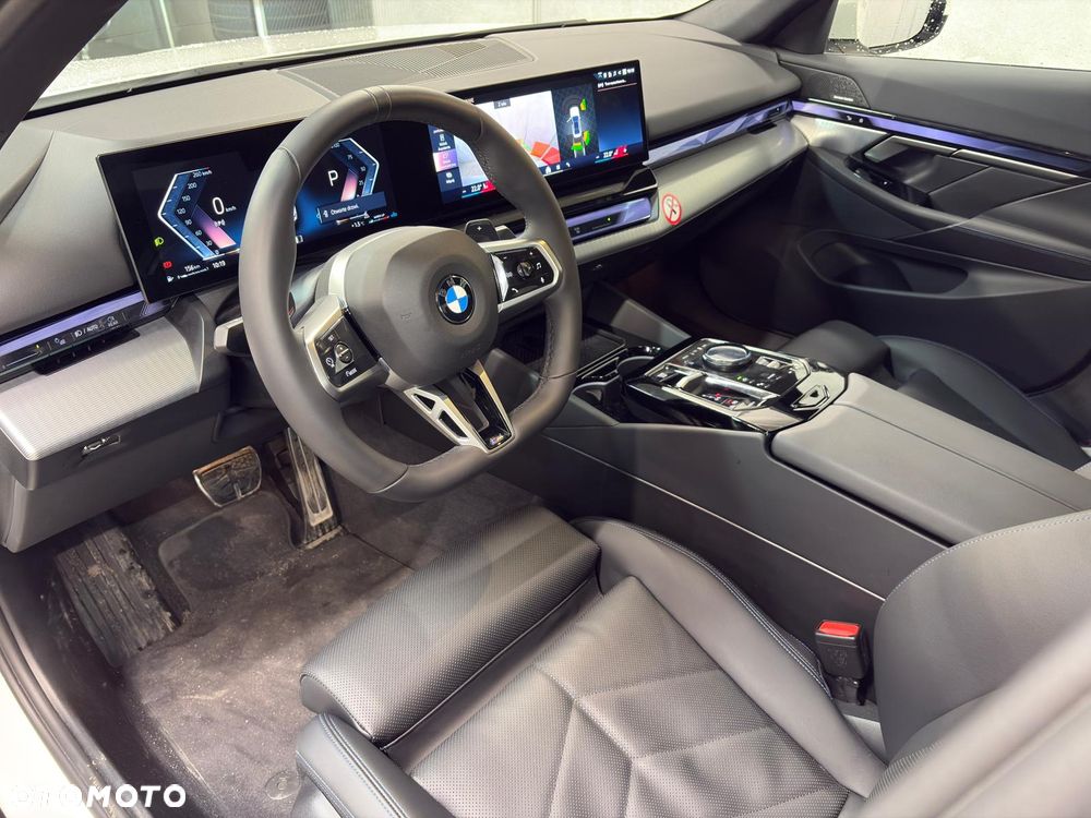 BMW Seria 5 520d mHEV M Sport - 13