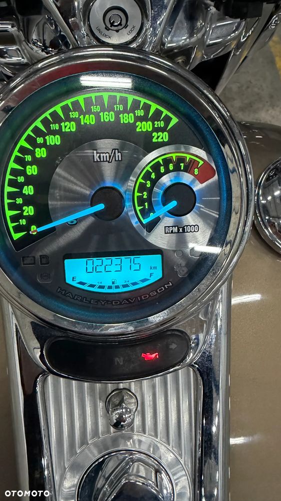 Harley-Davidson Touring Road King - 2