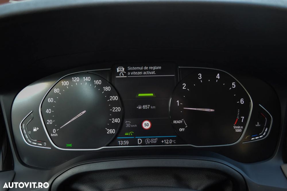 BMW Seria 3 320i Aut. Luxury Line - 20