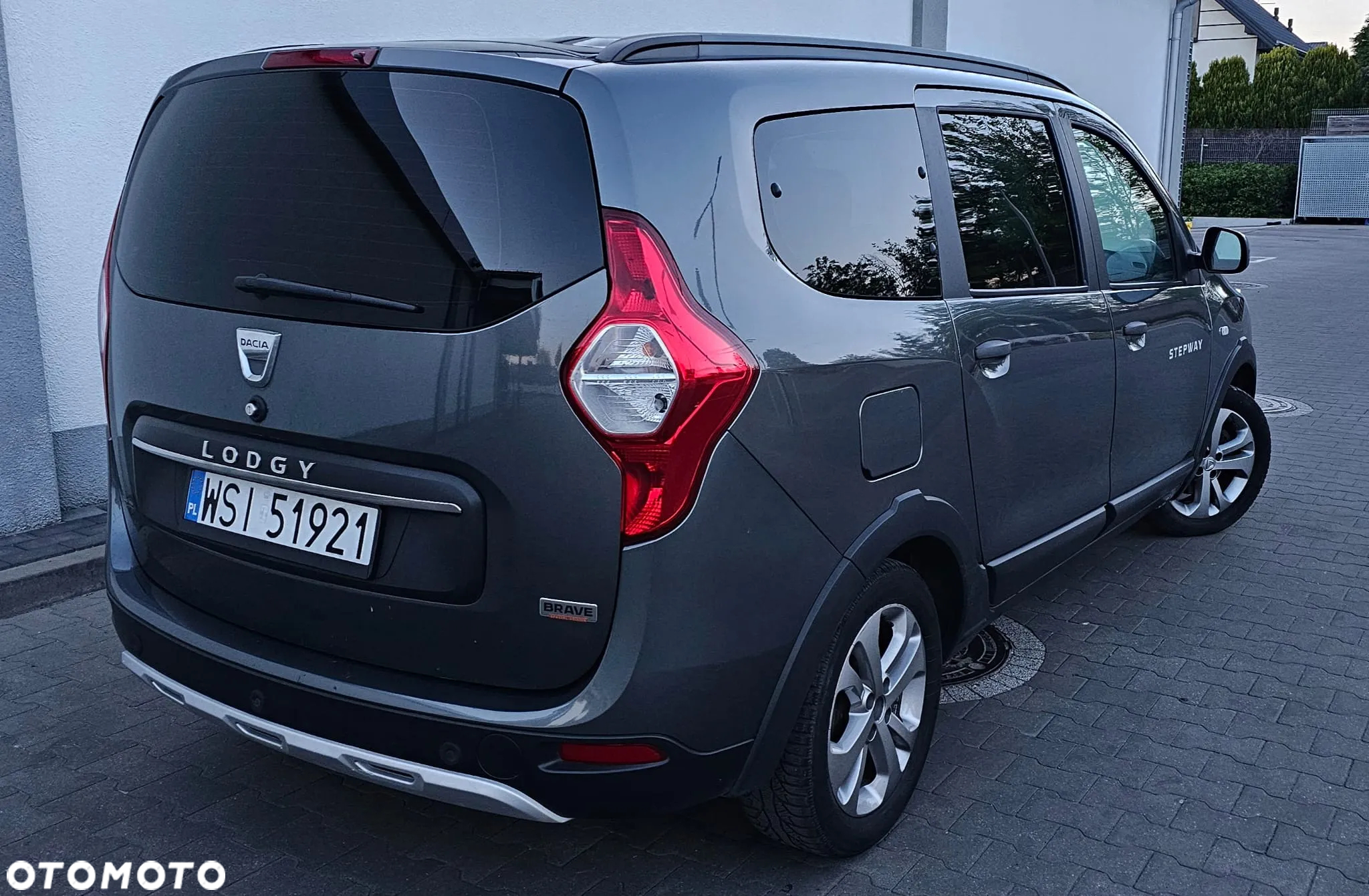 Dacia Lodgy dCi 110 Stepway - 8