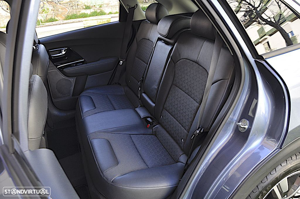 Kia Niro 1.6 GDi PHEV Drive - 29