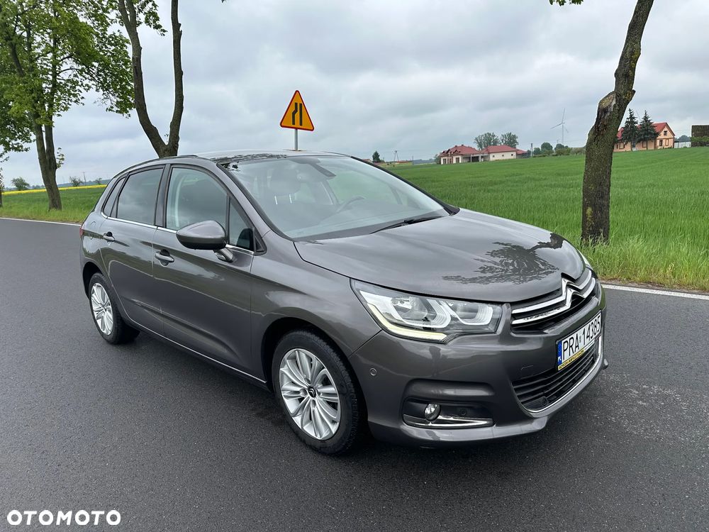 Citroën C4 PureTech 110 Selection - 1