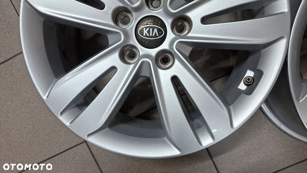 Felgi Aluminiowe 17 Kia Sportage IV 5x114.3 ET 48.5 - 3