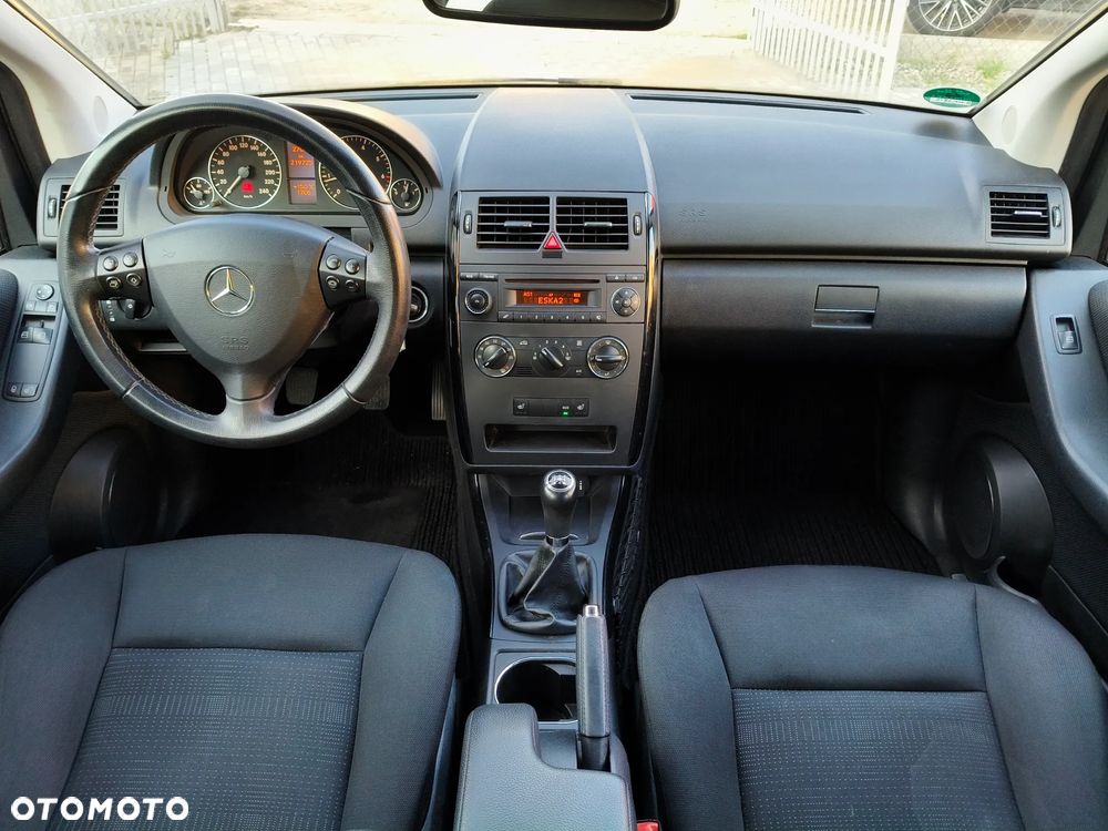 Mercedes-Benz Klasa A 160 Classic - 23