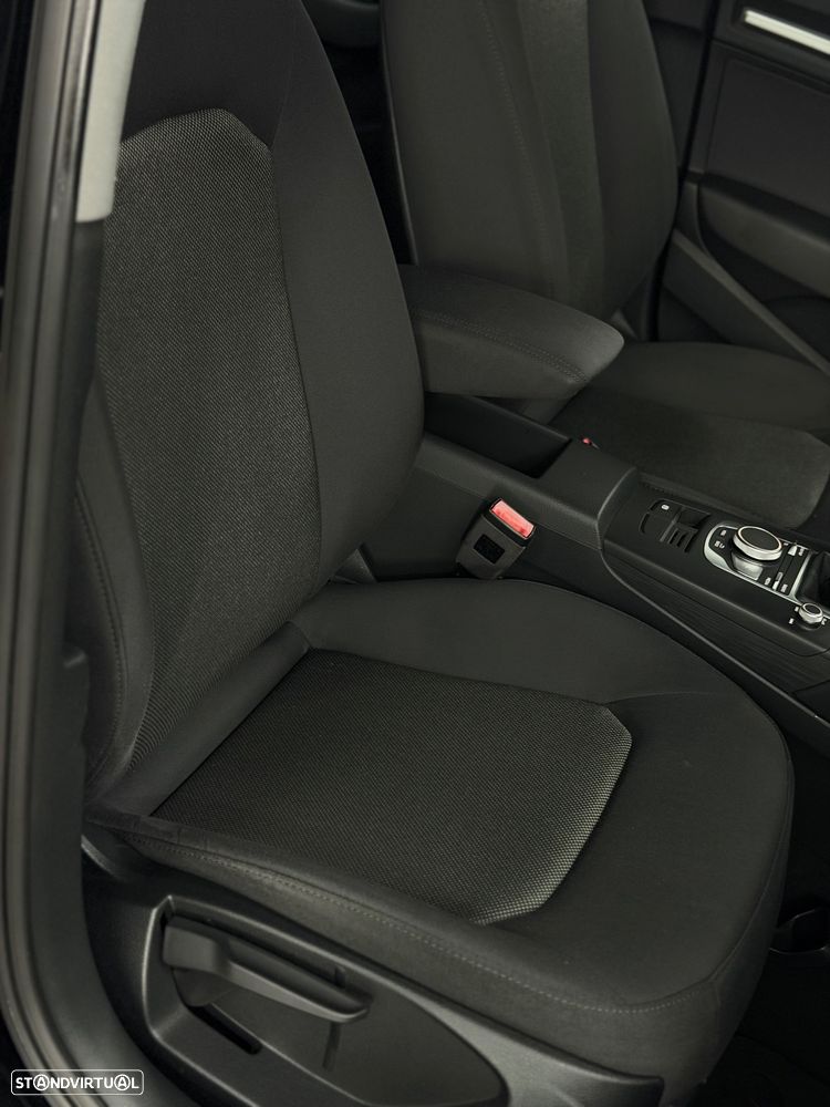 Audi A3 Sportback 1.6 TDI S-line - 33