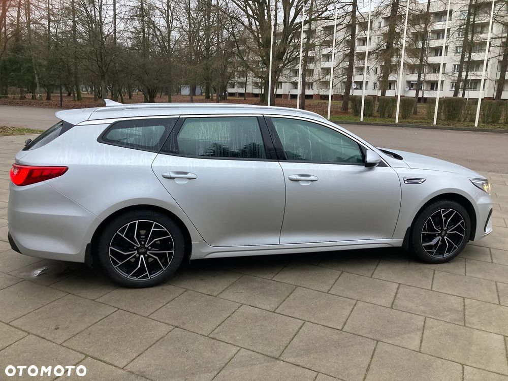 Kia Optima 2.0 M - 7
