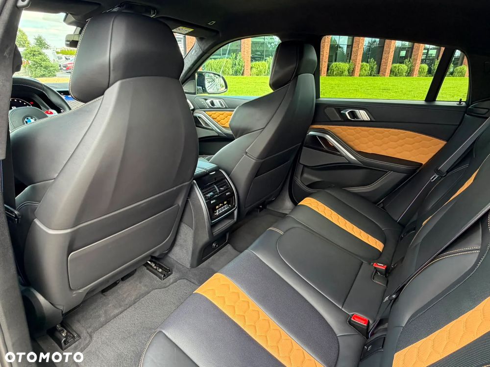 BMW X6M M - 21