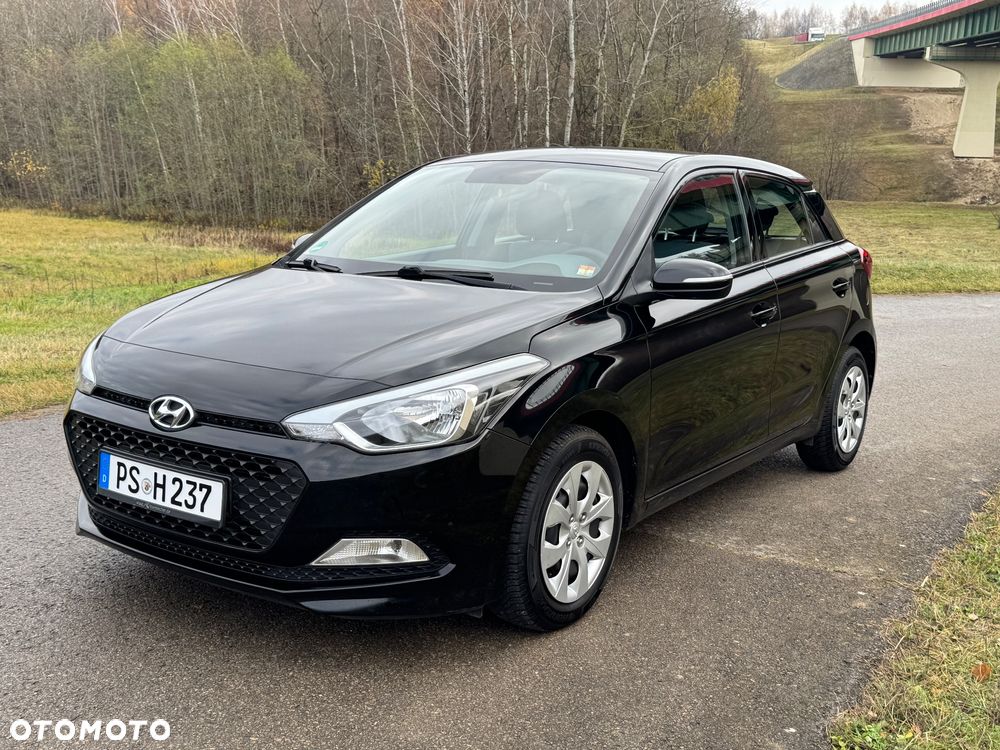 Hyundai i20 1.2 GO - 18