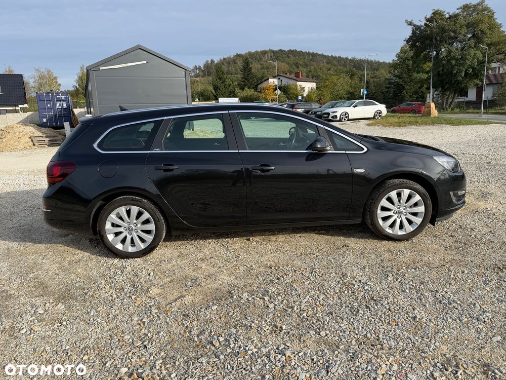 Opel Astra 1.4 Turbo Exklusiv - 9
