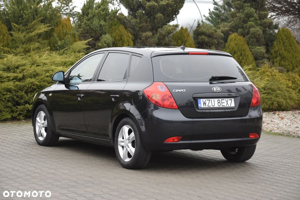 Kia Ceed 2.0 Optimum + - 36