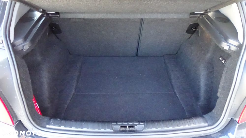 BMW Seria 1 116i - 17