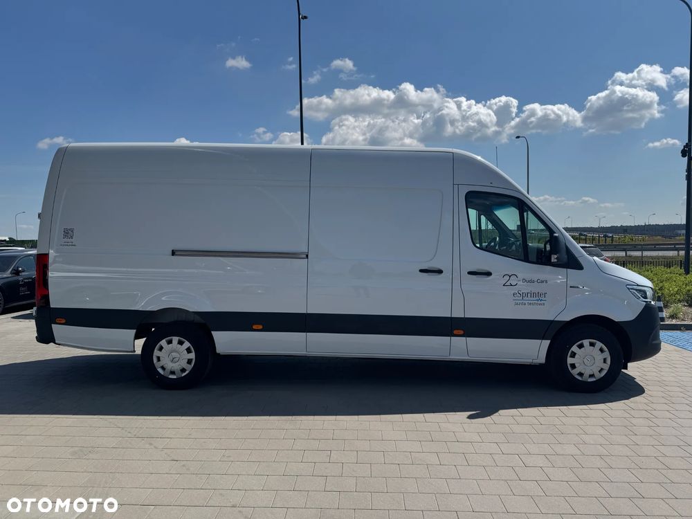 Mercedes-Benz eSprinter - 8