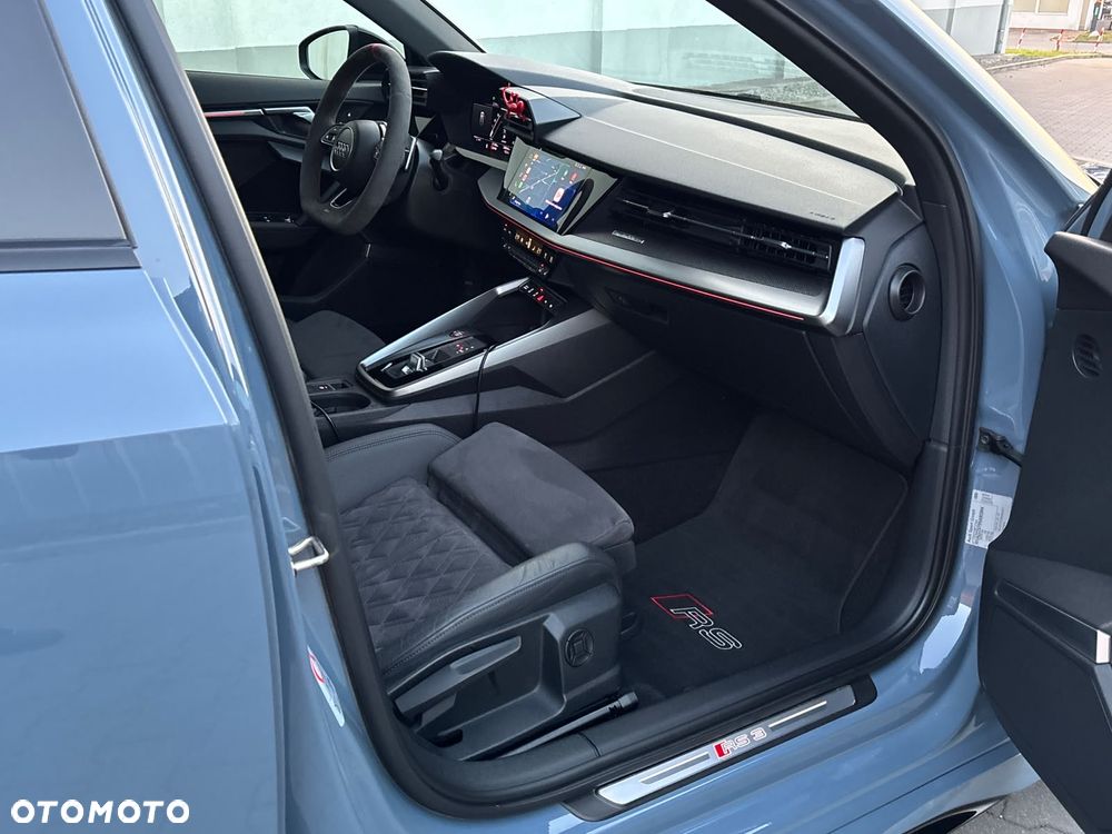 Audi RS3 Sportback - 11