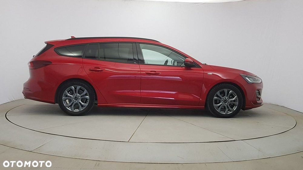Ford Focus - 8