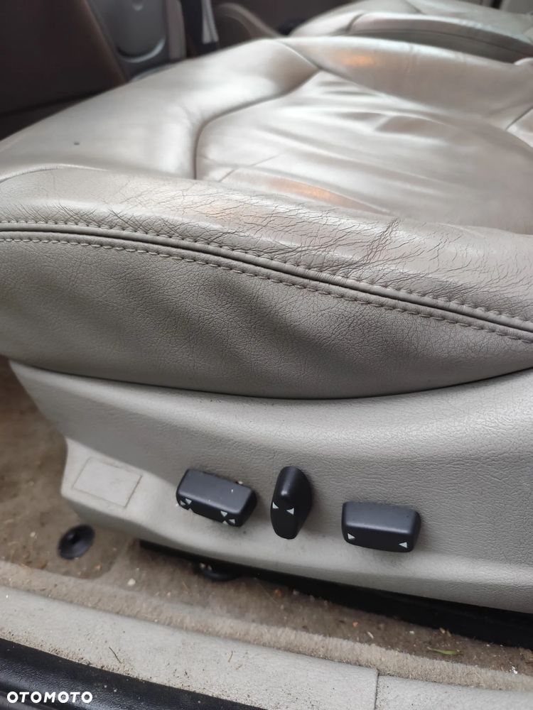 Citroën C5 II 2.2 HDi SX - 4