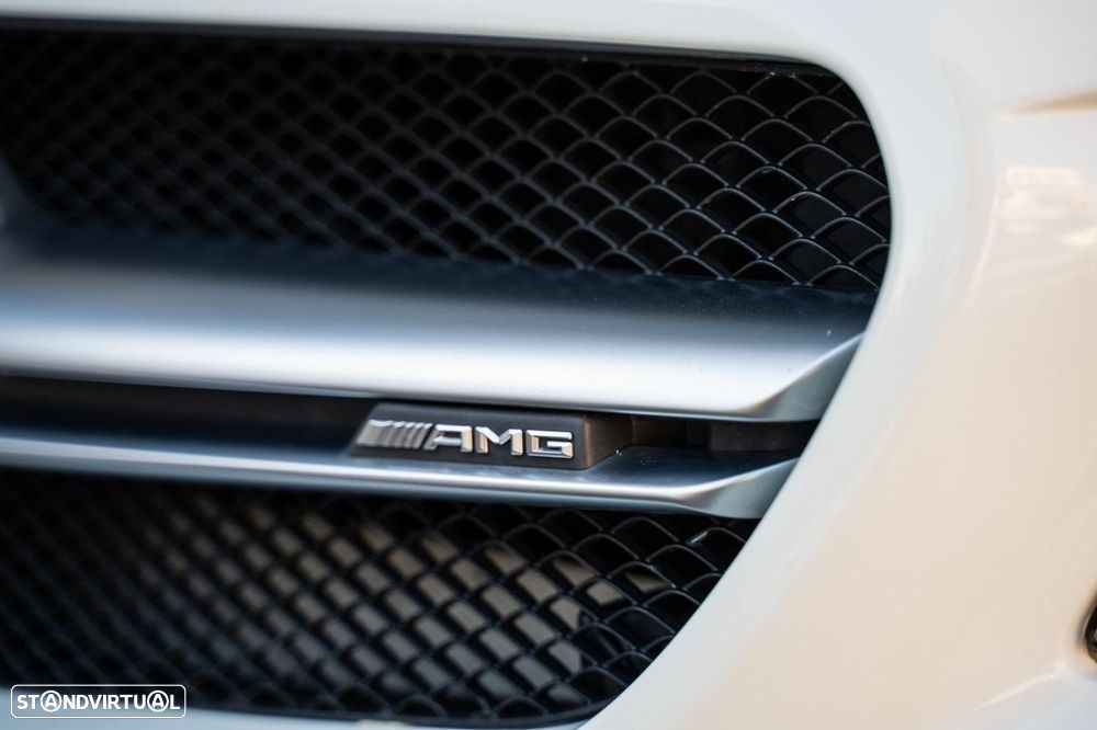 Mercedes-Benz CLA 45 AMG - 40