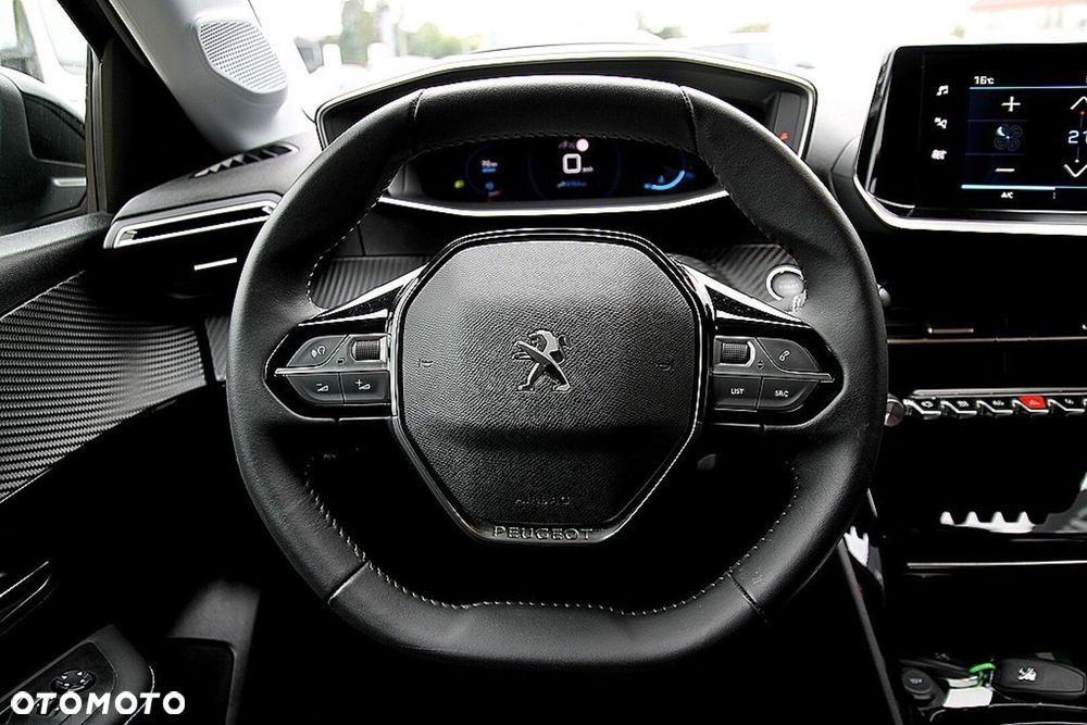 Peugeot 208 1.2 PureTech Allure S&S - 18