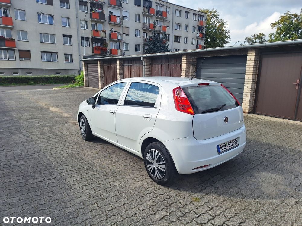 Fiat Grande Punto - 2