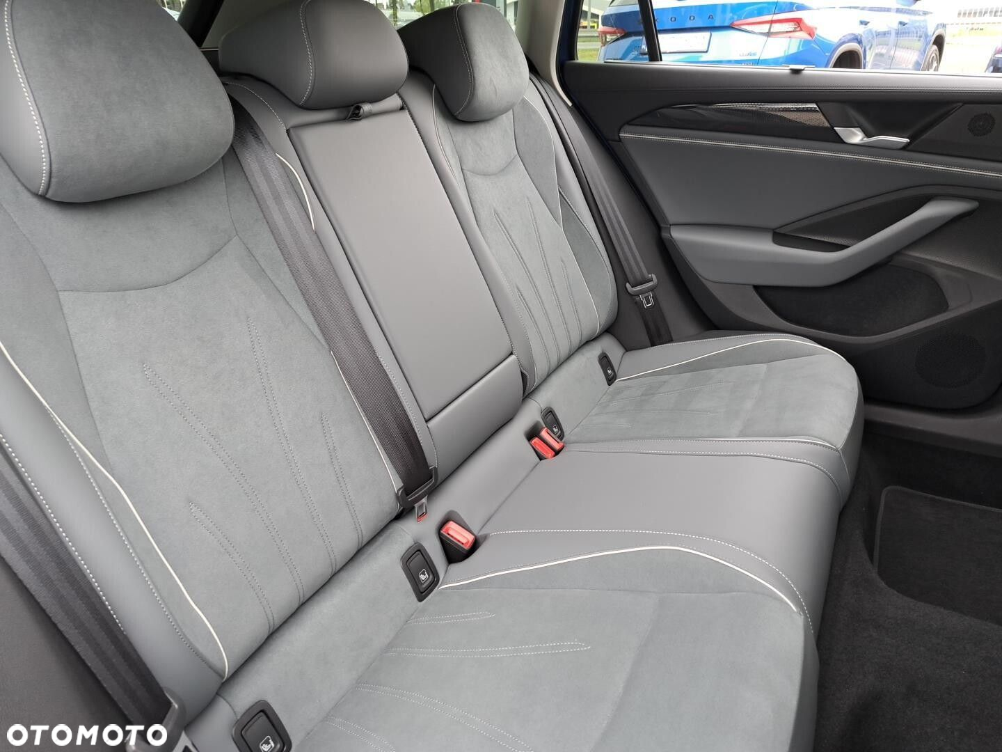Volkswagen Passat 2.0 TDI SCR Business DSG - 17