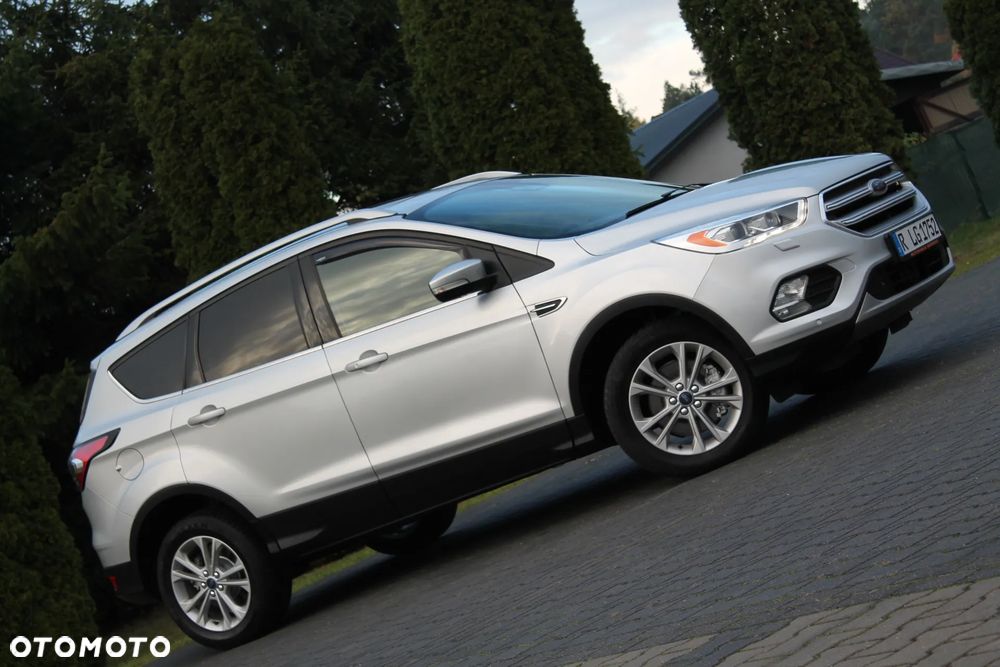 Ford Kuga - 4