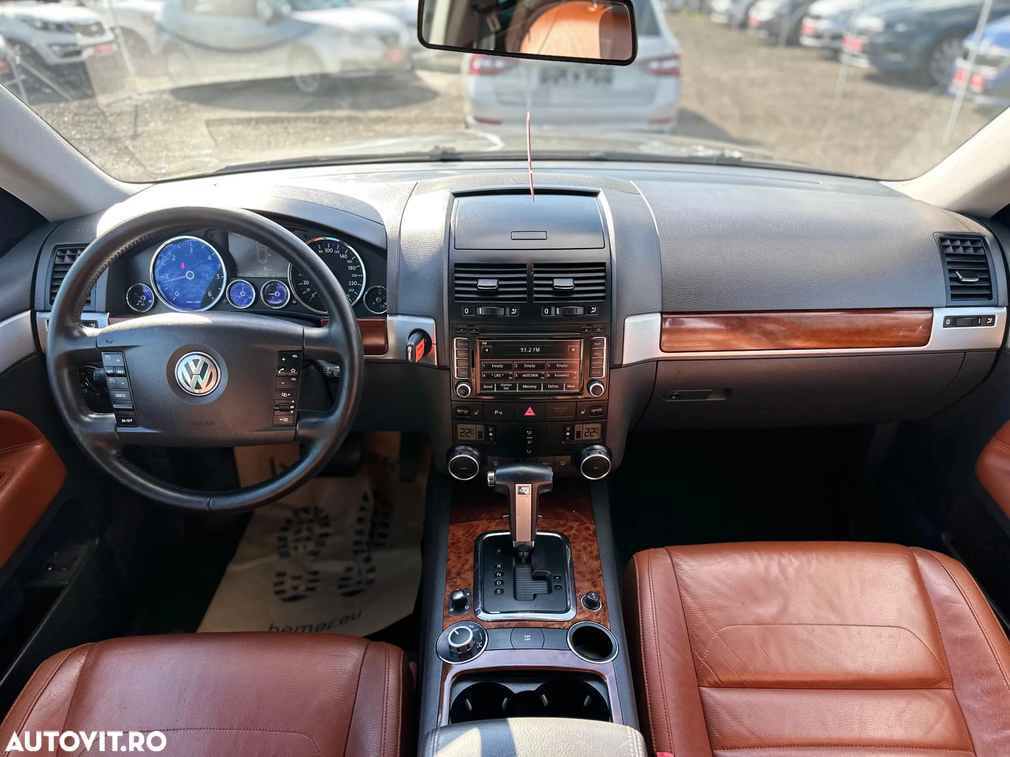 Volkswagen Touareg 3.0 V6 TDI DPF Tipt. Individual - 29