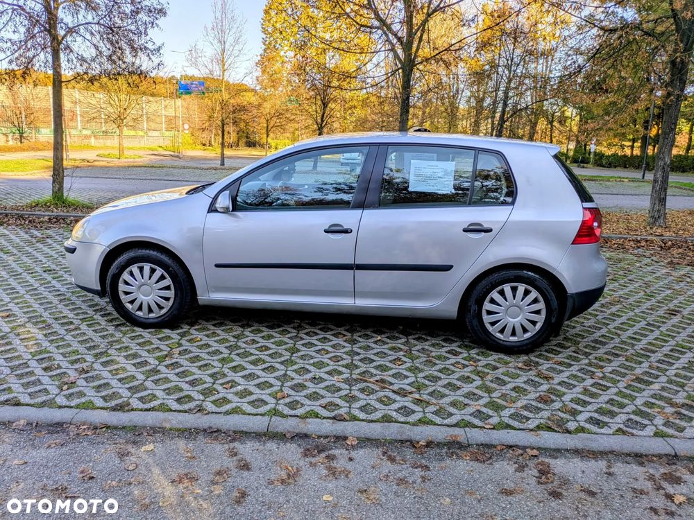 Volkswagen Golf V 1.4 FSI Trendline - 6