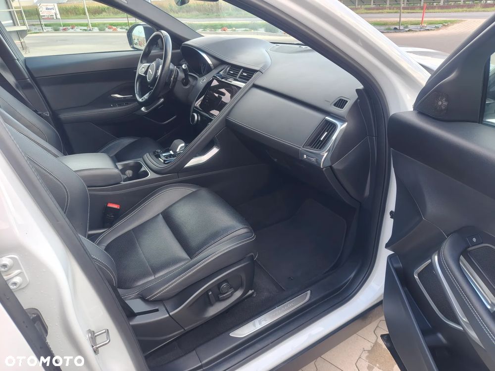 Jaguar E-Pace 1.5 P300e PHEV AWD R-Dynamic SE - 10