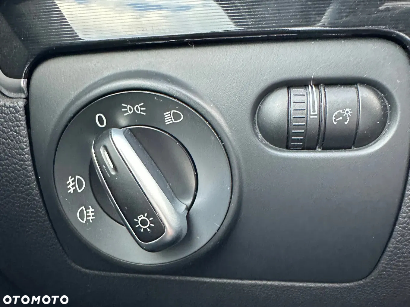 Volkswagen Golf VI 2.0 TSI GTI - 19