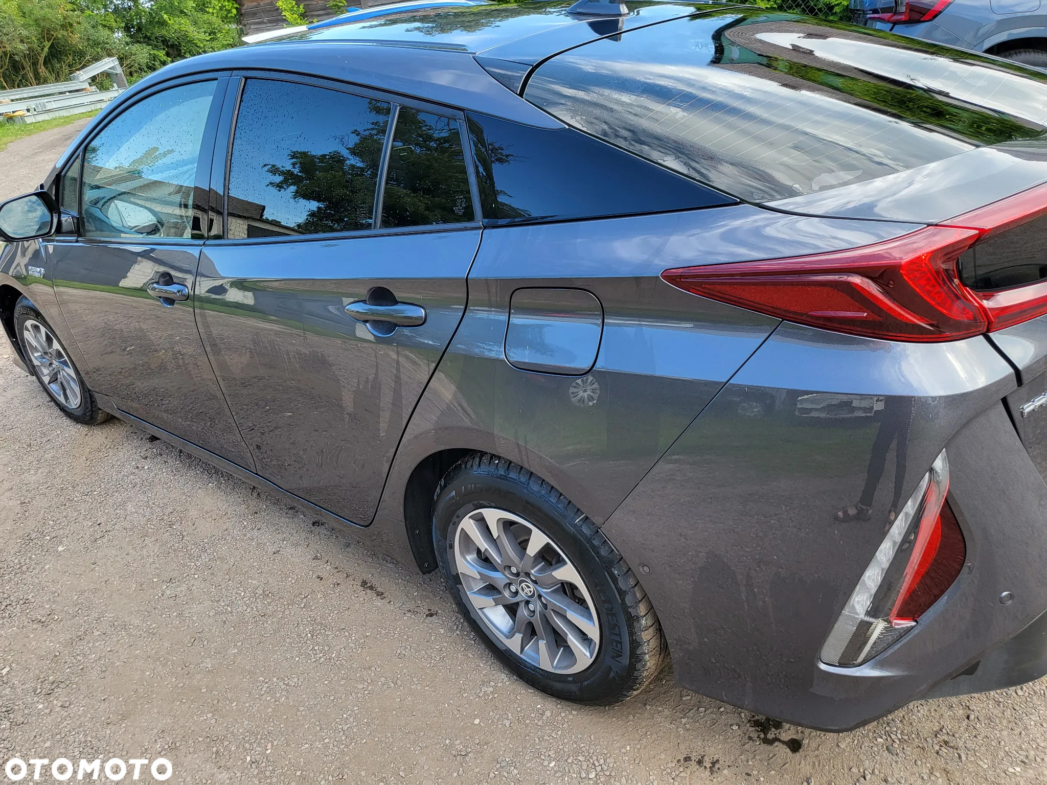 Toyota Prius Plug-in 1.8 Hybrid Prestige - 3