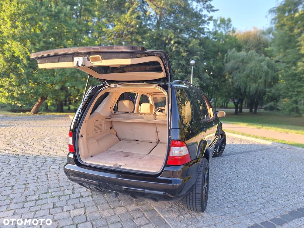 Mercedes-Benz ML - 28